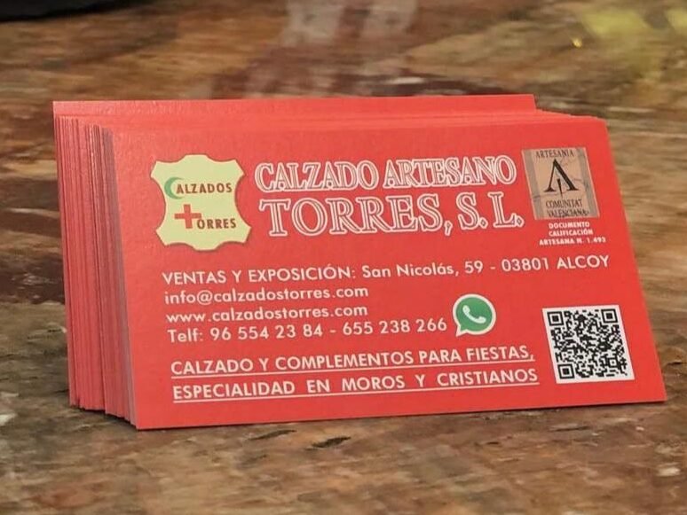 Contáctanos