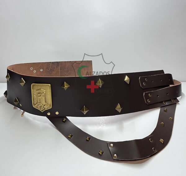 Contestanos Correaje